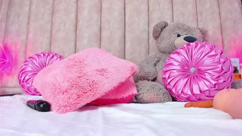 Shanel online show from 11, 12, 2024