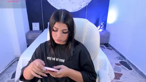 Snapshot of shaniadaniels chatting on 24, 9, 2025 ShaniaDaniels online show from 24, 9, 2025