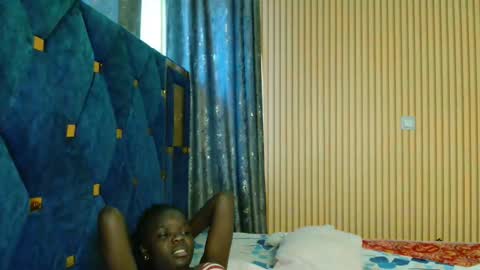 Shaniz online show from 12, 11, 2025