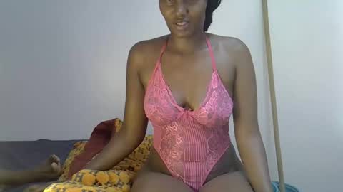 shanizz online show from 20, 4, 2026