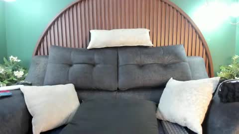 shannel__queen online show from 18, 4, 2026