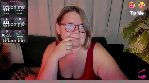 Shannon online show from 22, 9, 2025