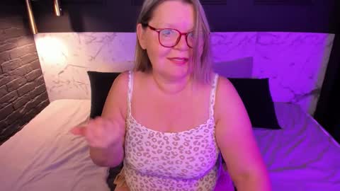 Shannon online show from 31, 10, 2025