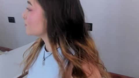 Shanntal  online show from 24, 9, 2025