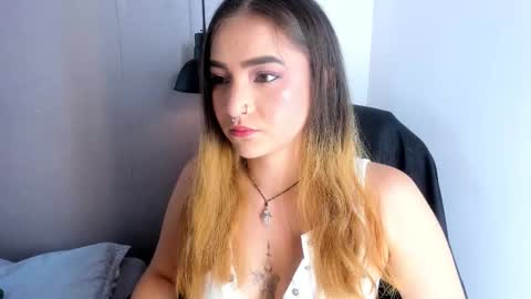 Shanntal  online show from 6, 10, 2025