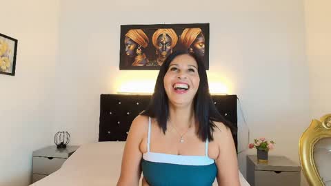  Shanon  online show from 3, 6, 2026