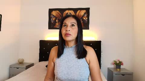  Shanon  online show from 22, 6, 2026