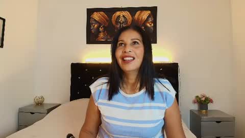  Shanon  online show from 24, 6, 2026