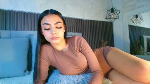 SHANON online show from 7, 4, 2026