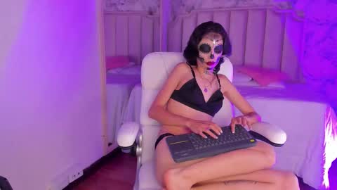 Shantal online show from 15, 10, 2025