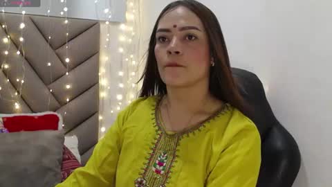 Snapshot of shantalakrishaa chatting on 13, 6, 2026 shantalakrishaa online show from 13, 6, 2026