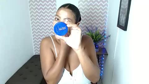 Snapshot of shantalcarson chatting on 10, 6, 2026 Dayana online show from 10, 6, 2026