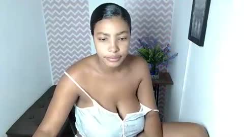 Snapshot of shantalcarson chatting on 16, 6, 2026 Dayana online show from 16, 6, 2026