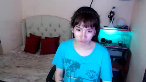 SHANTA FOX  s online show from 23, 2, 2025