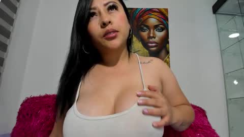 Snapshot of shantall_8 chatting on 9, 2, 2025 karol online show from 9, 2, 2025