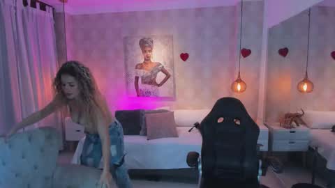 Shantal online show from 13, 3, 2026