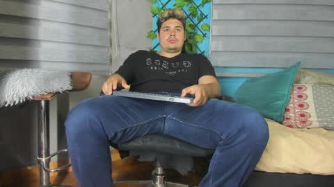 jhon deibyd online show from 7, 1, 2025