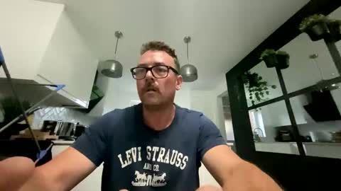 Sharksboy online show from 6, 10, 2025