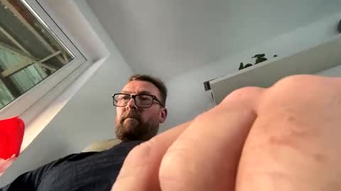 Sharksboy online show from 15, 4, 2026