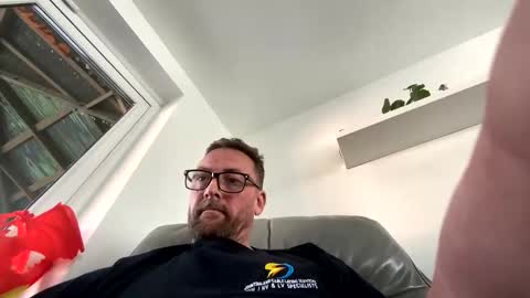 Sharksboy online show from 25, 4, 2026