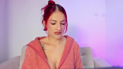 Snapshot of sharlot_harrys chatting on 11, 7, 2026 Hi fiends ---- I usually start online from Monday to Friday from 1000 am Saturdays and Sundays at 600 am Colombia time online show from 11, 7, 2026