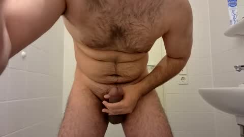 Snapshot of sharo_2000 chatting on 14, 12, 2025 Sharo snp sch asef15 online show from 14, 12, 2025