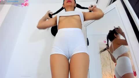 sharon_leather online show from 17, 4, 2026