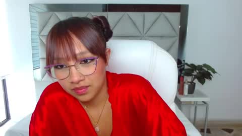 sharon_rosse__ online show from 8, 3, 2025