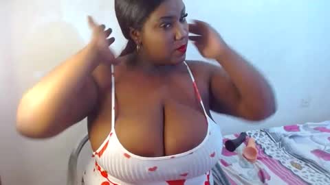 sharonevans1 online show from 19, 1, 2025