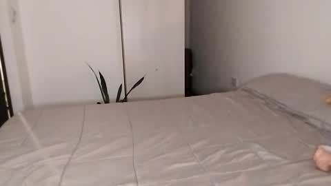 Sharon Kleinmann online show from 5, 3, 2025