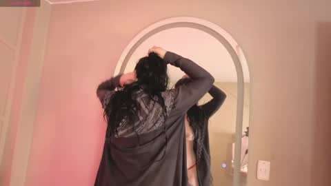 Snapshot of sharoonnn34 chatting on 28, 4, 2026 SHAROON online show from 28, 4, 2026