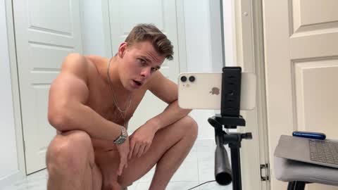 Snapshot of shavarace1 chatting on 10, 12, 2024 cumshoters online show from 10, 12, 2024