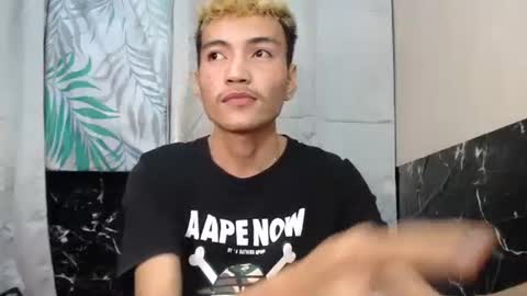 Snapshot of shayato_xyz chatting on 3, 1, 2025 eryx online show from 3, 1, 2025