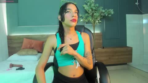 shayla online show from 2, 11, 2025