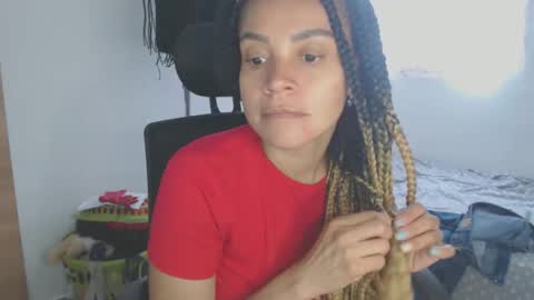 Shayna online show from 26, 4, 2026