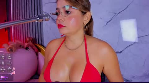 shayra_boobs2 online show from 12, 6, 2026