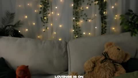 Anika online show from 8, 10, 2025