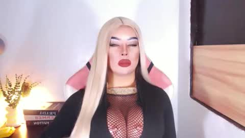 sheenafrost online show from 15, 3, 2026