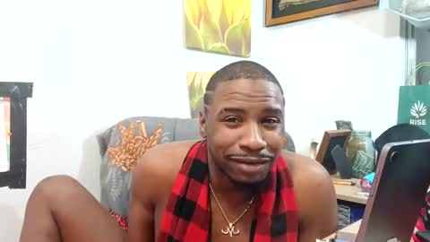 Snapshot of shelbycrazy chatting on 1, 2, 2025 King-shelb online show from 1, 2, 2025