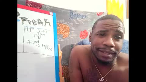 Snapshot of shelbycrazy chatting on 4, 2, 2025 King-shelb online show from 4, 2, 2025