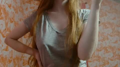 Snapshot of shelikessoymilk chatting on 3, 6, 2026 Erika online show from 3, 6, 2026
