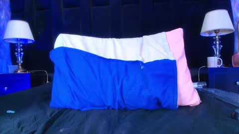 Shelsy online show from 1, 2, 2025