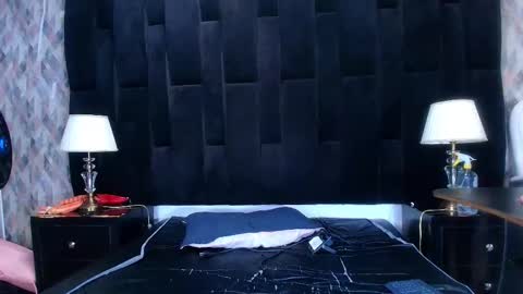 Shelsy online show from 1, 3, 2025