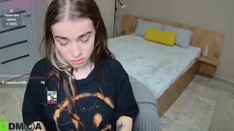 ShelyMoon online show from 10, 1, 2025