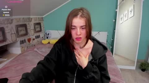 ShelyMoon online show from 23, 2, 2025