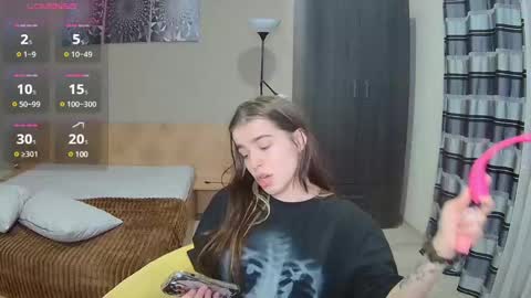 ShelyMoon online show from 28, 2, 2025