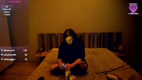 ShelyMoon online show from 7, 3, 2025