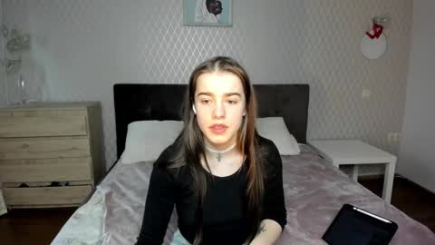 ShelyMoon online show from 24, 10, 2025