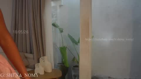 Snapshot of shena_nomy chatting on 18, 5, 2026 In instagram shena nomy online show from 18, 5, 2026