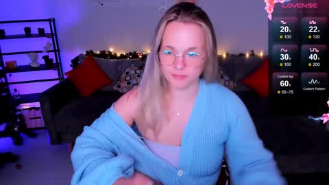 Snapshot of sherill_brill chatting on 8, 1, 2025 Sheril online show from 8, 1, 2025